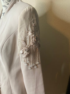 Beige designed-sleeve blazer